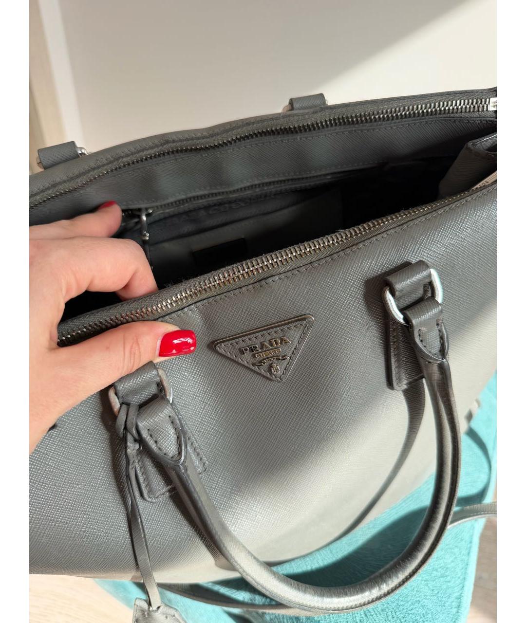 PRADA Серая кожаная сумка тоут, фото 4