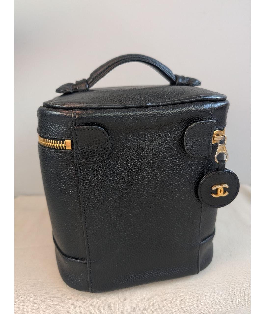 CHANEL Черная кожаная сумка с короткими ручками, фото 5