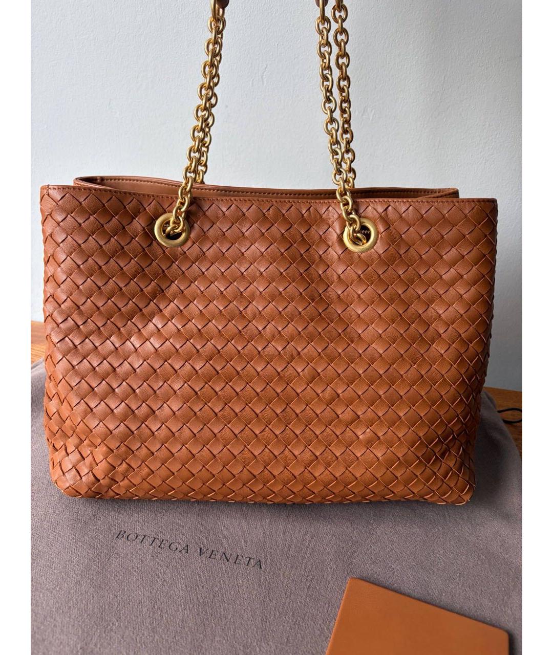 BOTTEGA VENETA Коричневая кожаная сумка тоут, фото 4