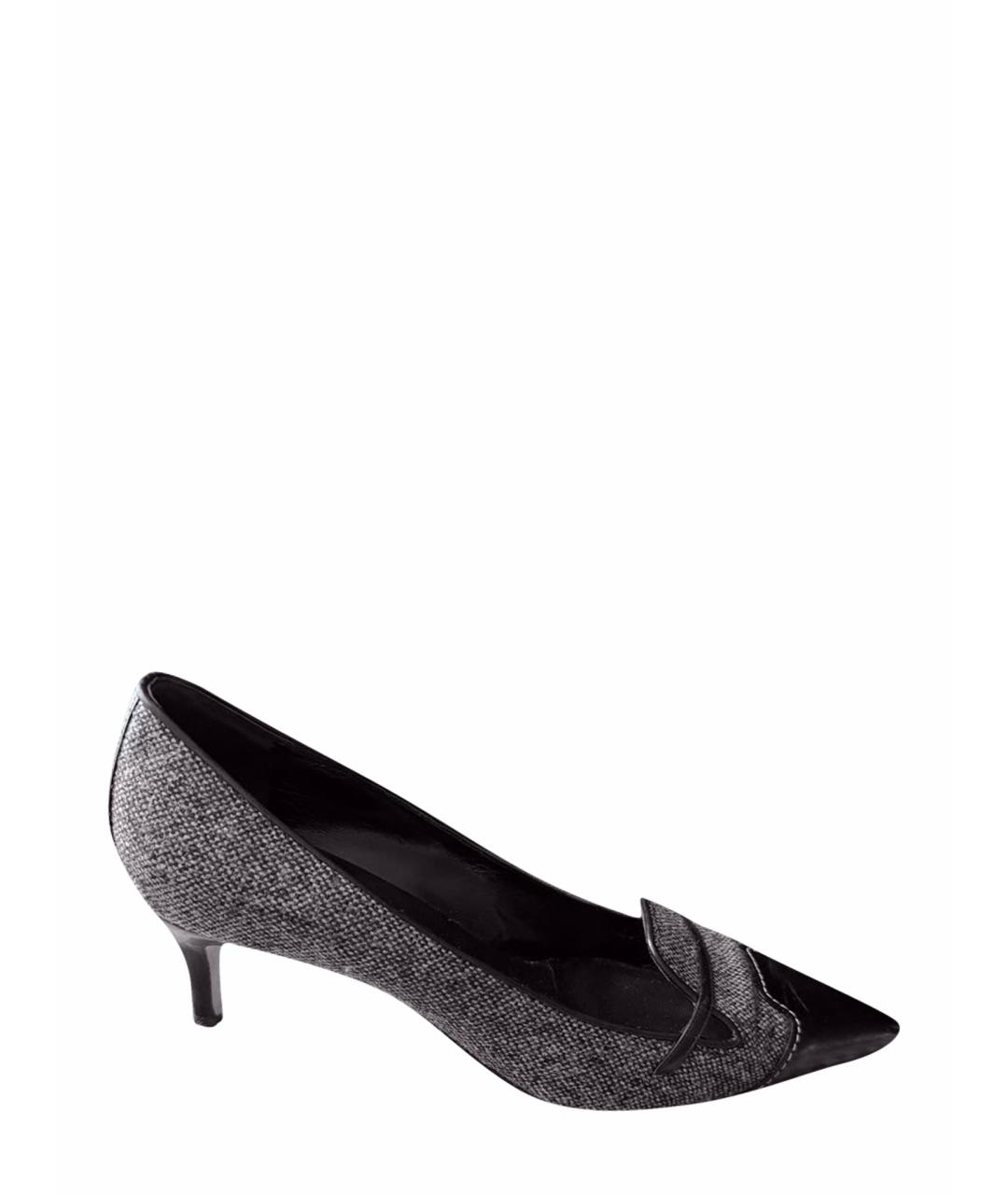 MANOLO BLAHNIK Серые кожаные туфли, фото 1