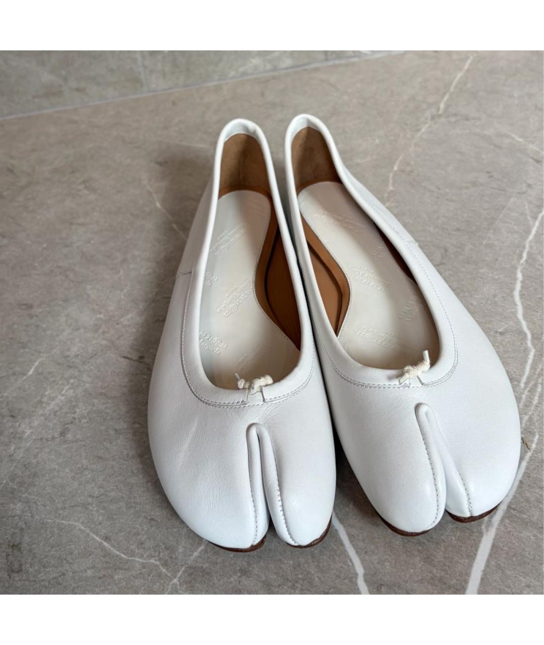 MAISON MARGIELA Белые кожаные балетки, фото 2