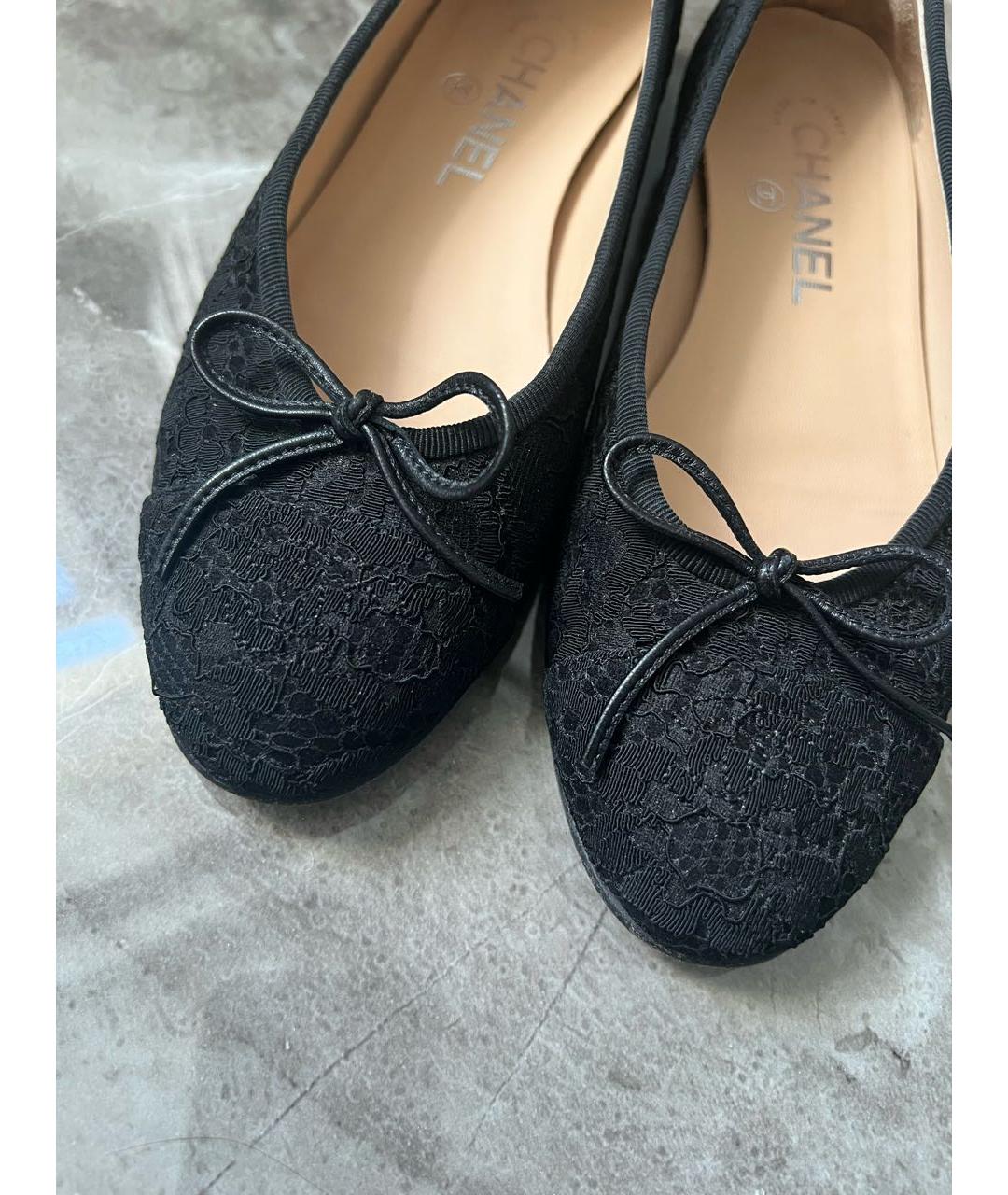 CHANEL Черные кожаные балетки, фото 2