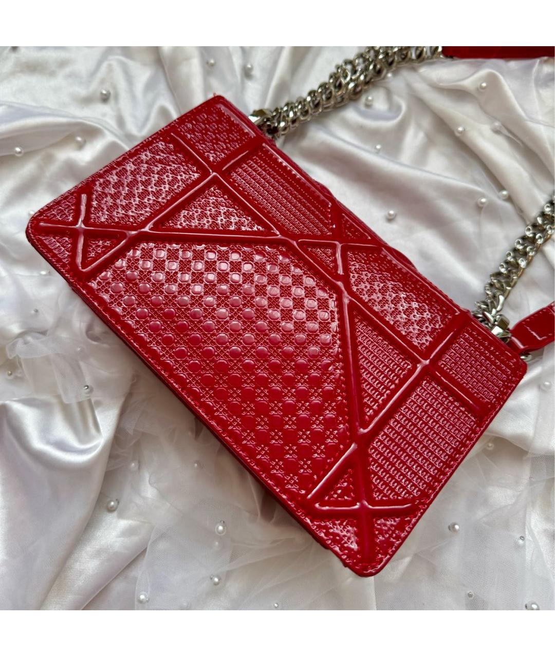 CHRISTIAN DIOR Красная сумка через плечо из лакированной кожи, фото 5