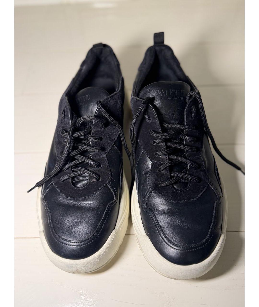 VALENTINO Черные кожаные низкие кроссовки / кеды, фото 2