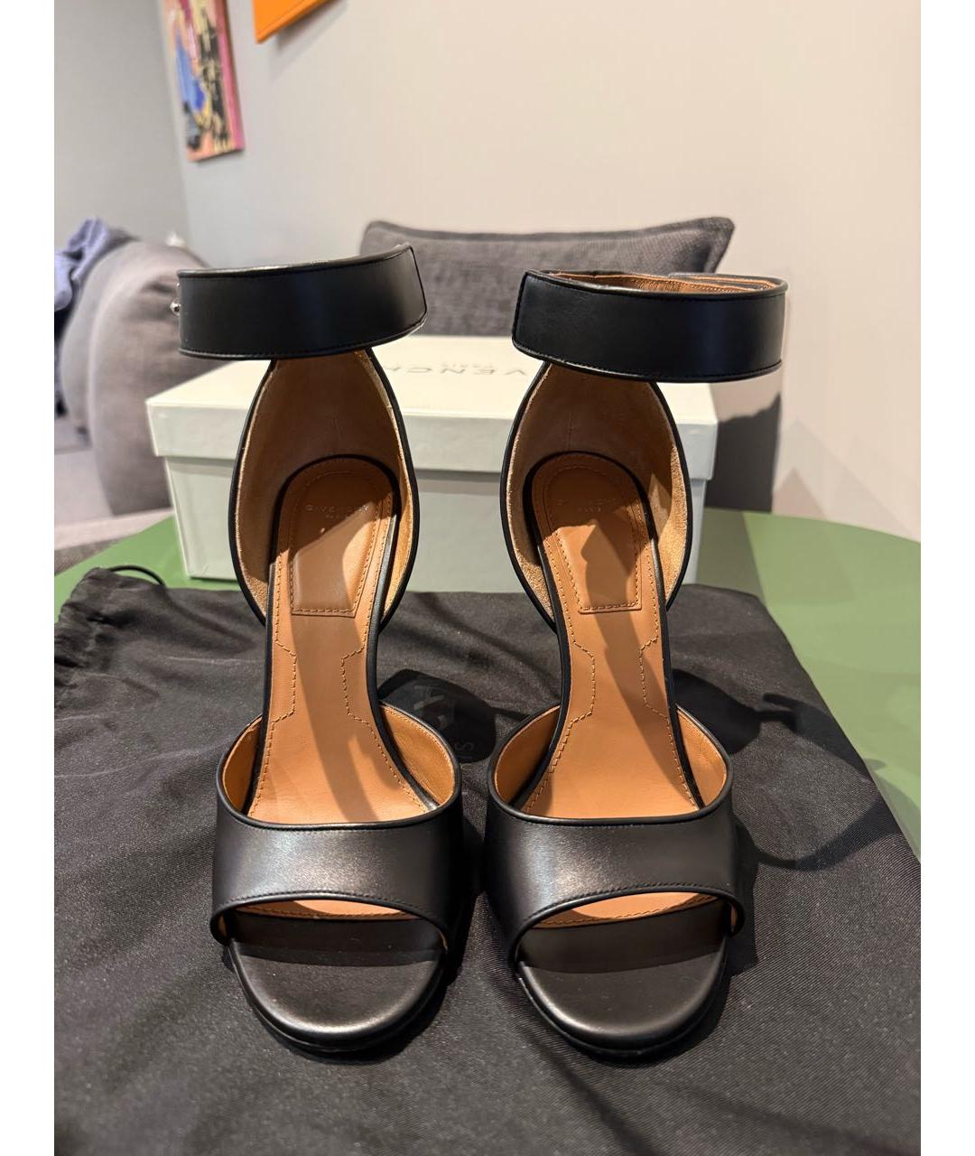 GIVENCHY Черные кожаные босоножки, фото 2