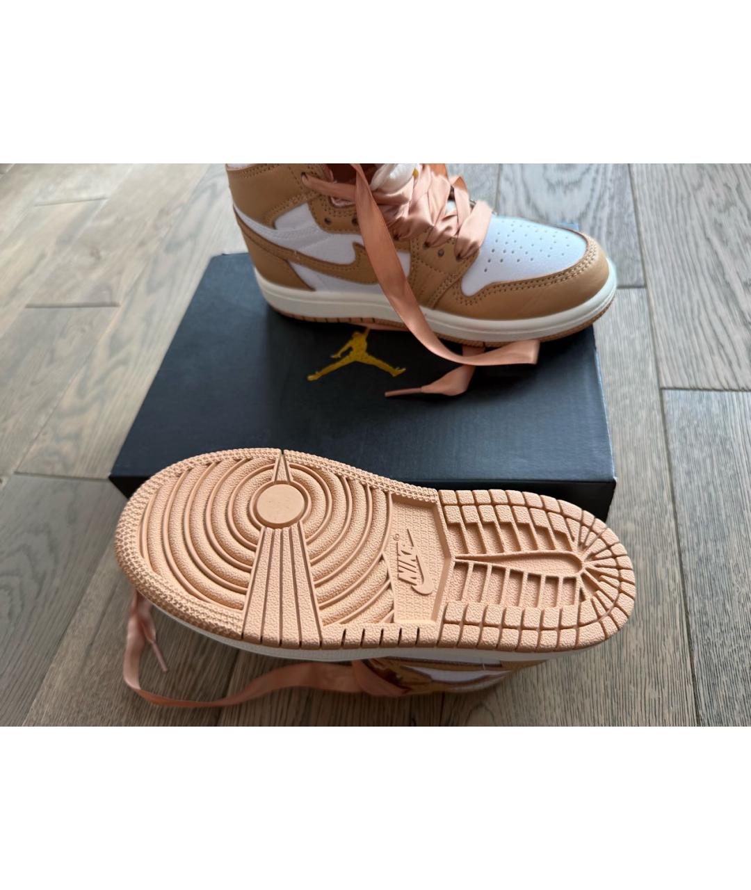 JORDAN Золотые кожаные кеды, фото 5