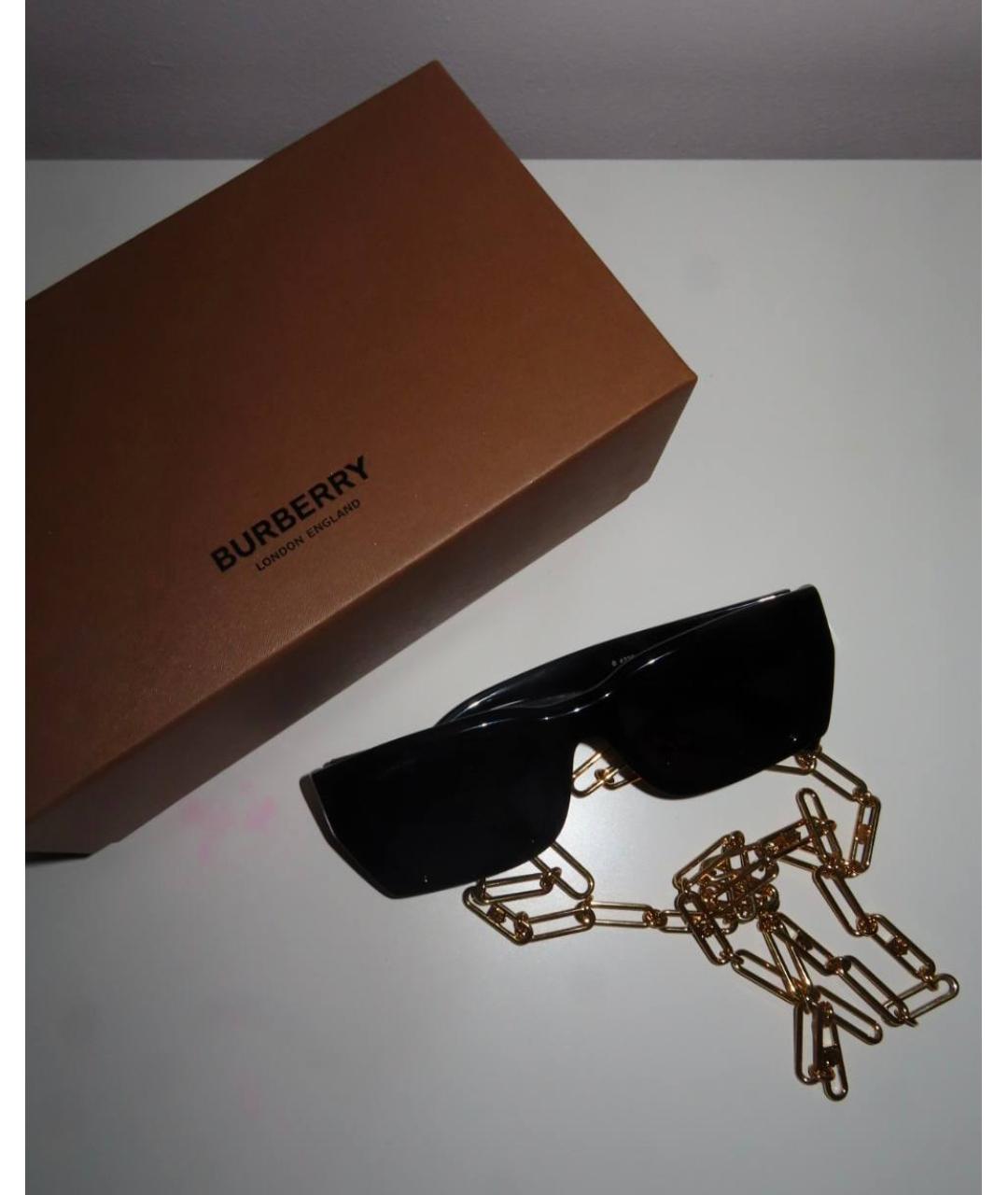 BURBERRY Черные пластиковые солнцезащитные очки, фото 5