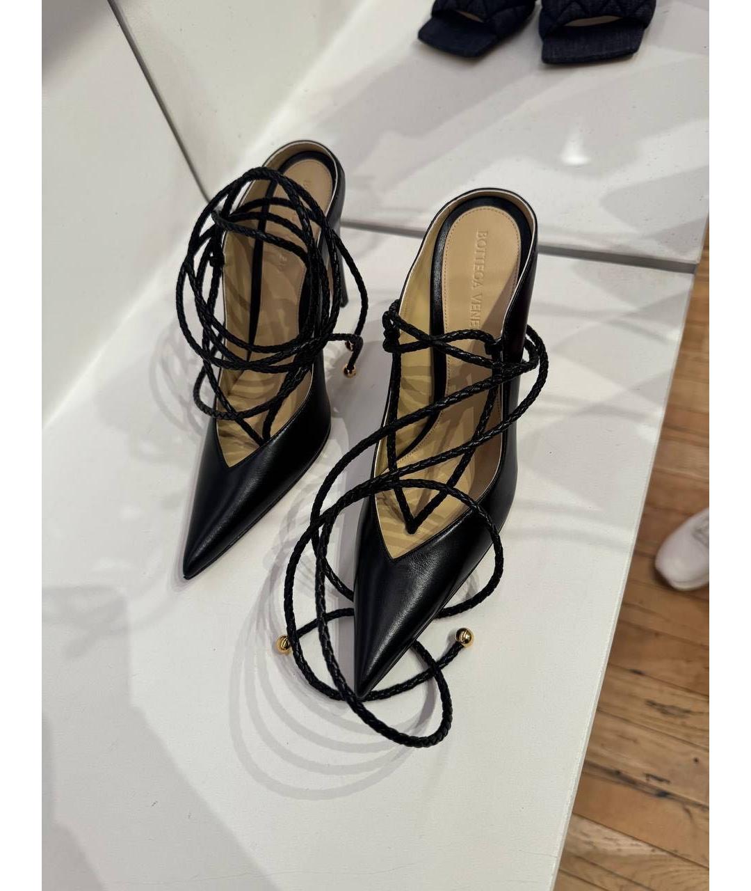 BOTTEGA VENETA Черные кожаные сабо, фото 3