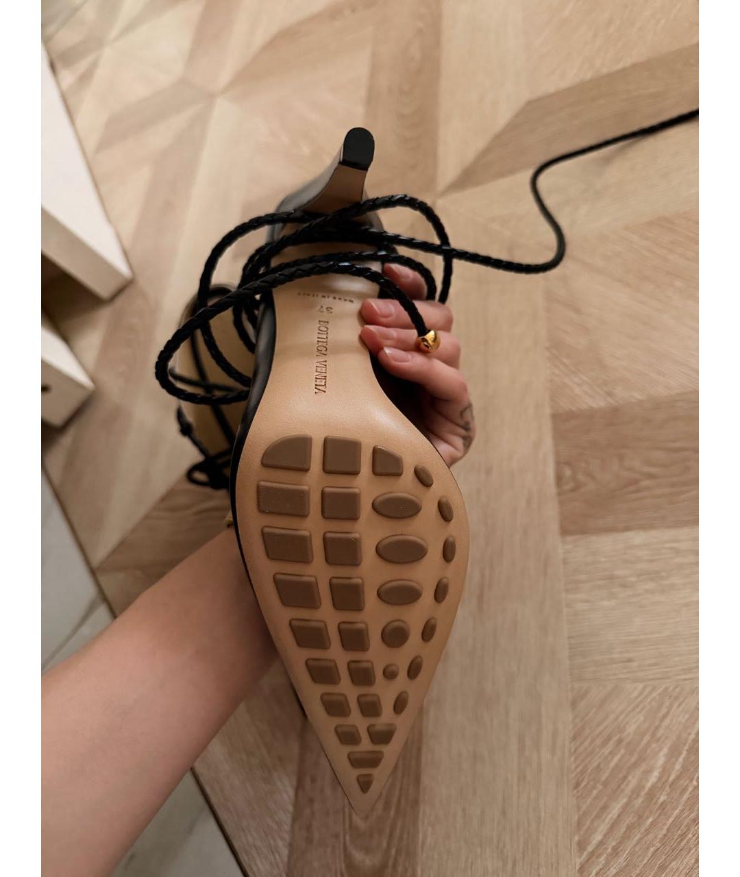 BOTTEGA VENETA Черные кожаные сабо, фото 7