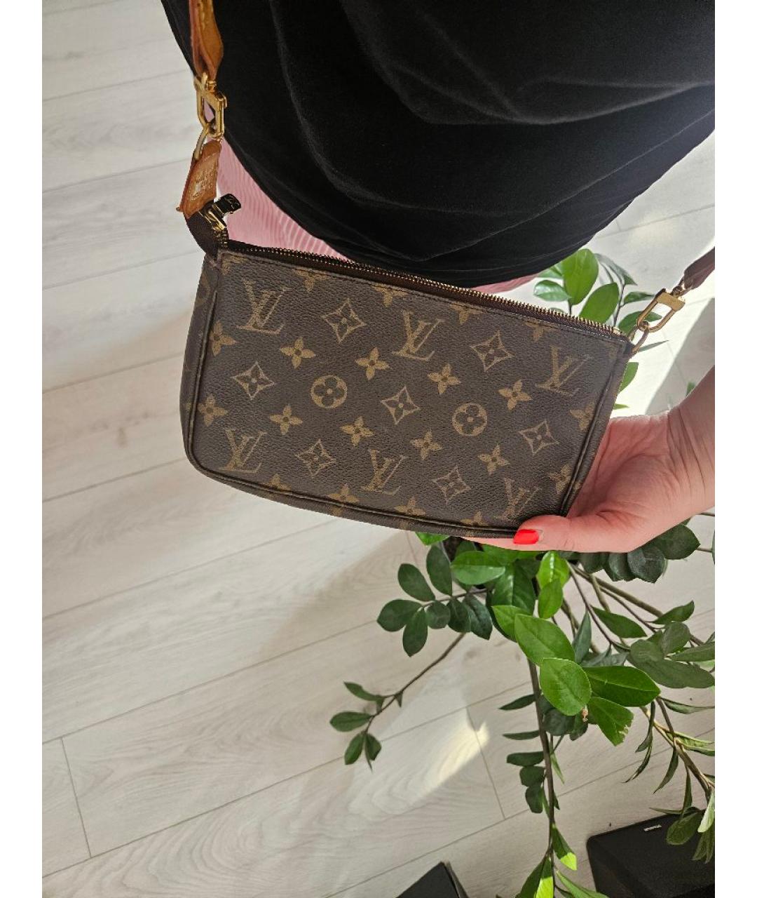 LOUIS VUITTON Коричневая кожаная сумка через плечо, фото 7