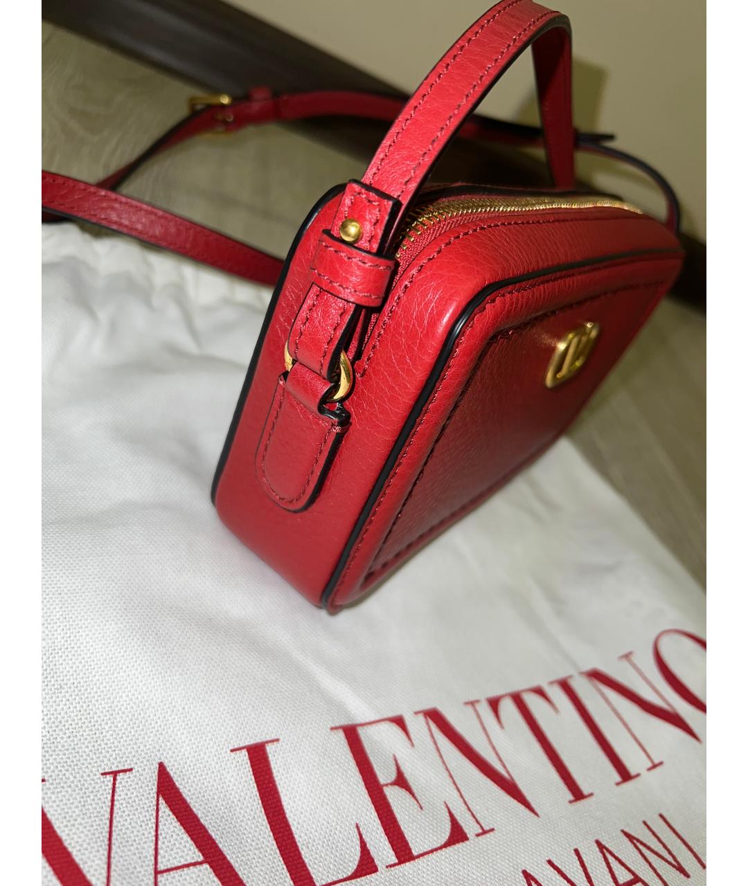 VALENTINO Красная кожаная сумка через плечо, фото 2