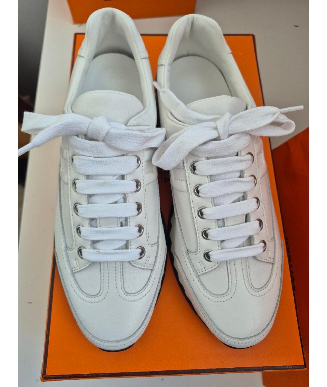 HERMES Белые кожаные кроссовки, фото 2