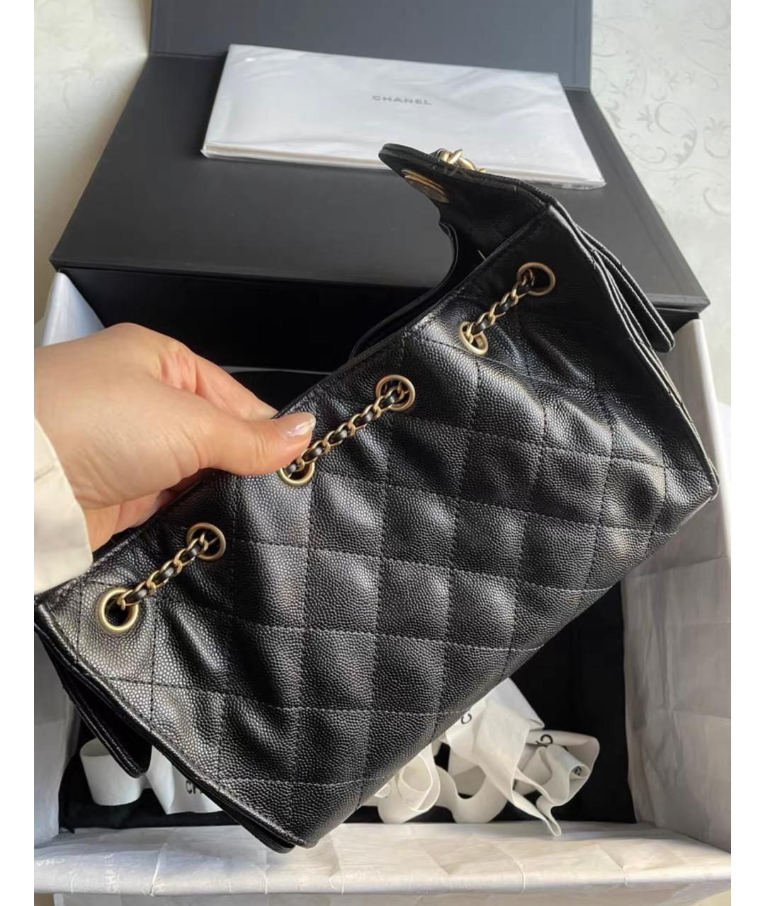 CHANEL Черная кожаная сумка через плечо, фото 7