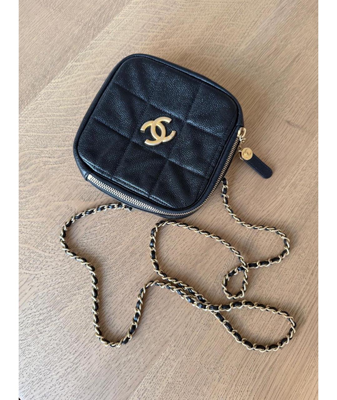 CHANEL Черная кожаная сумка через плечо, фото 4