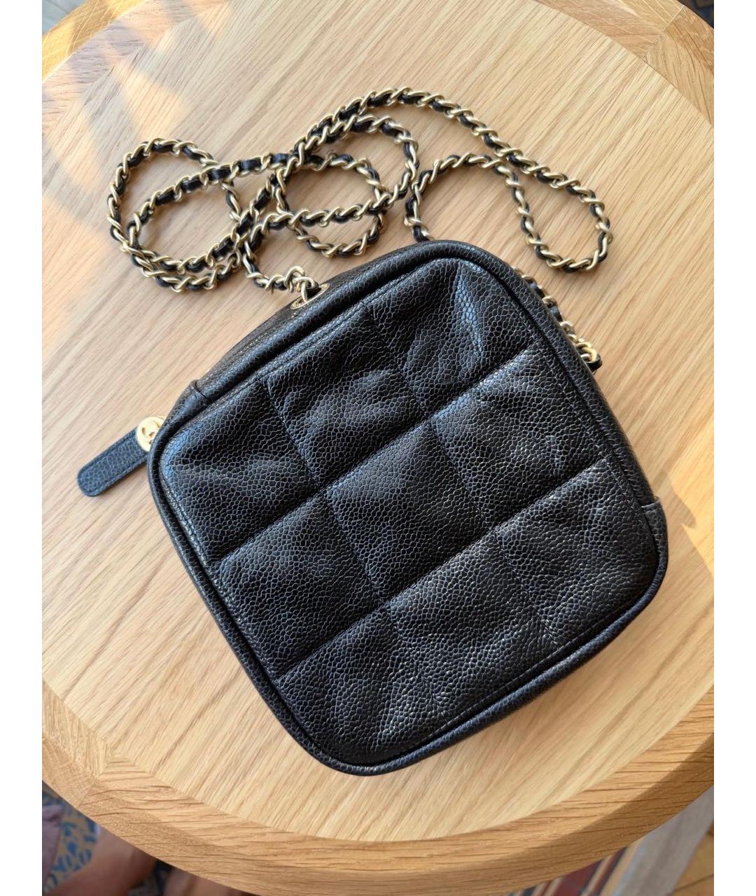 CHANEL Черная кожаная сумка через плечо, фото 2