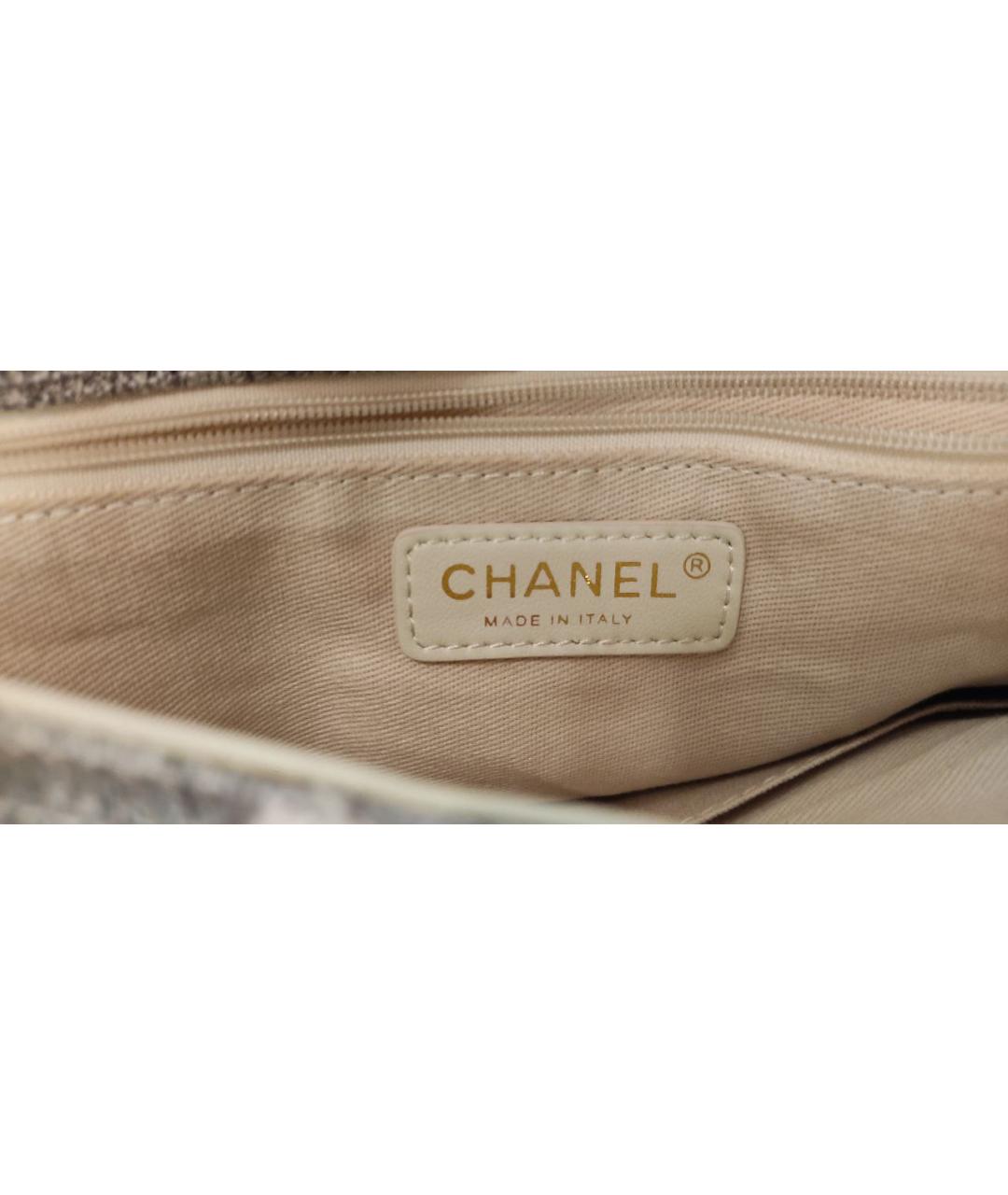 CHANEL Серая деним сумка с короткими ручками, фото 3