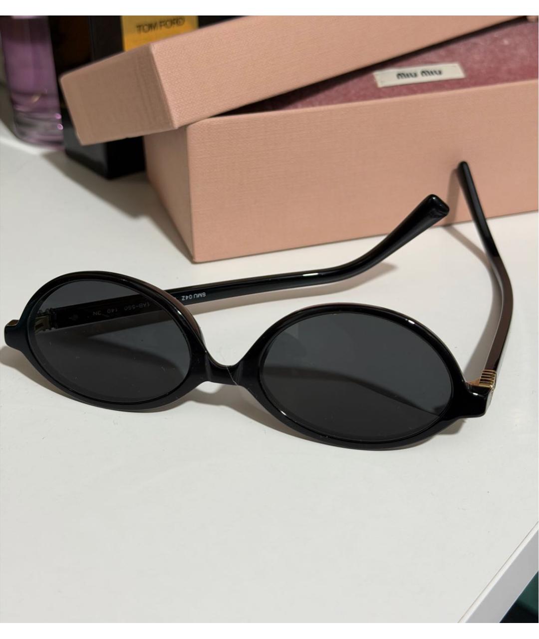 MIU MIU Черные пластиковые солнцезащитные очки, фото 3