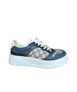 GUCCI Низкие кроссовки / кеды