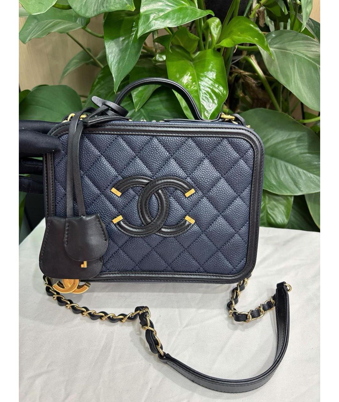 CHANEL Темно-синяя кожаная сумка через плечо, фото 2