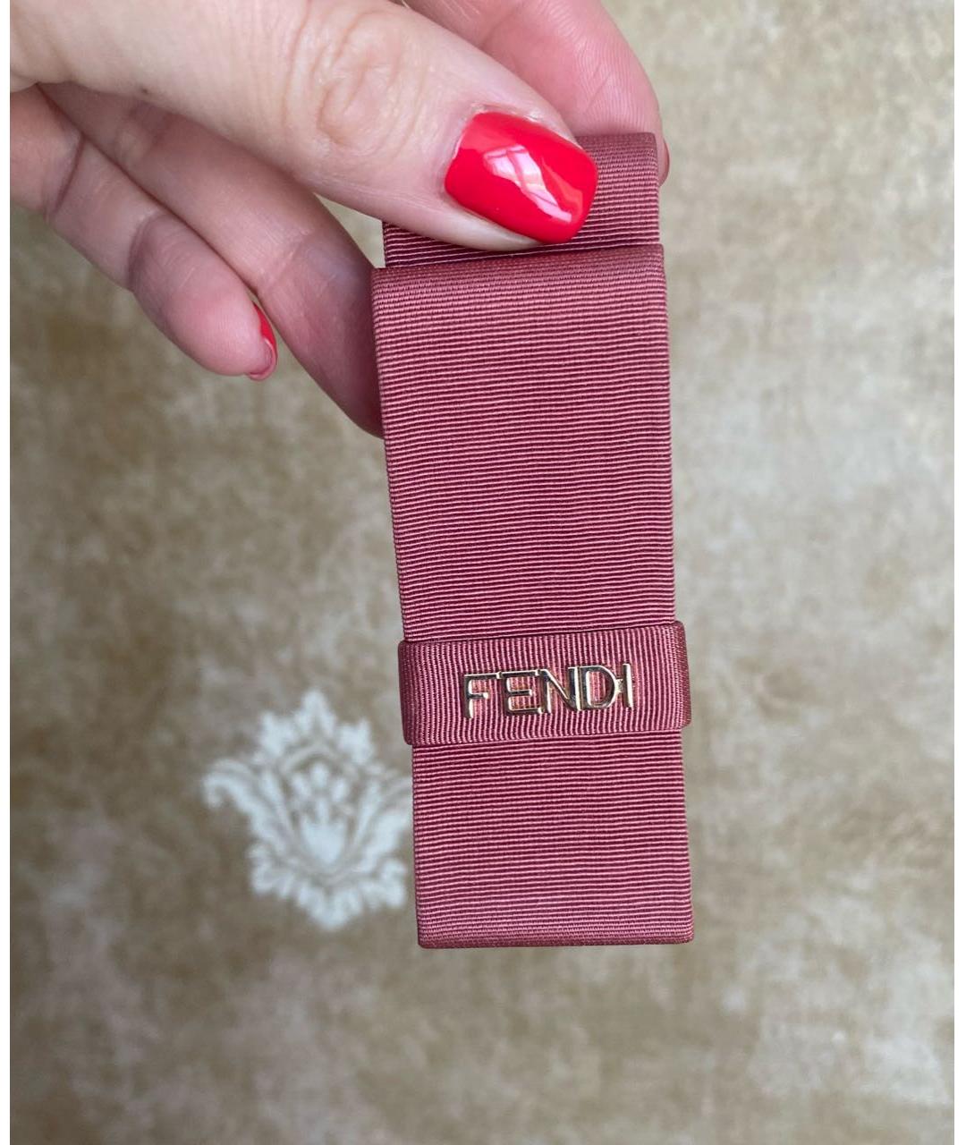 FENDI Розовая металлическая булавка / брошь, фото 3