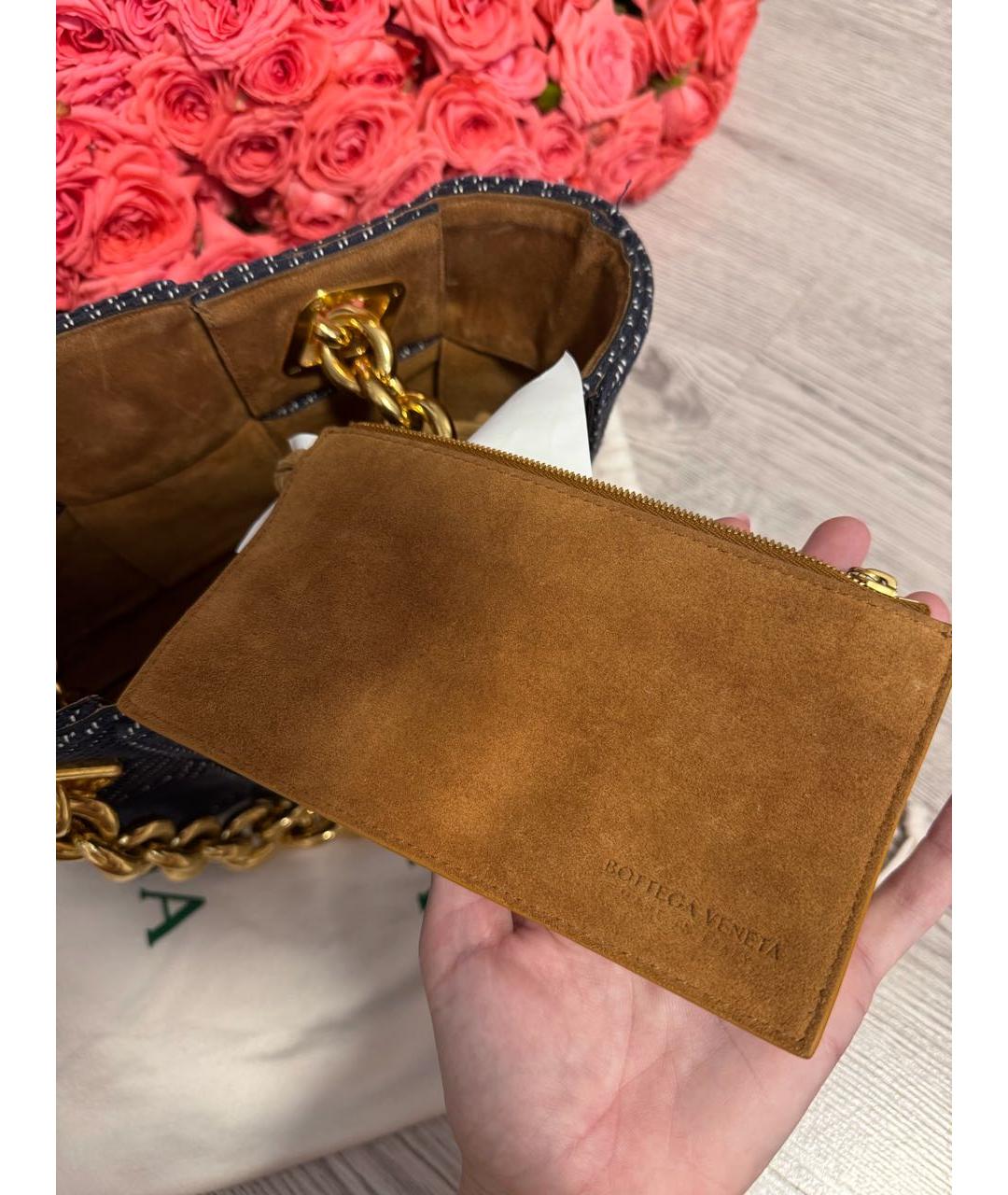 BOTTEGA VENETA Темно-синяя деним сумка с короткими ручками, фото 8