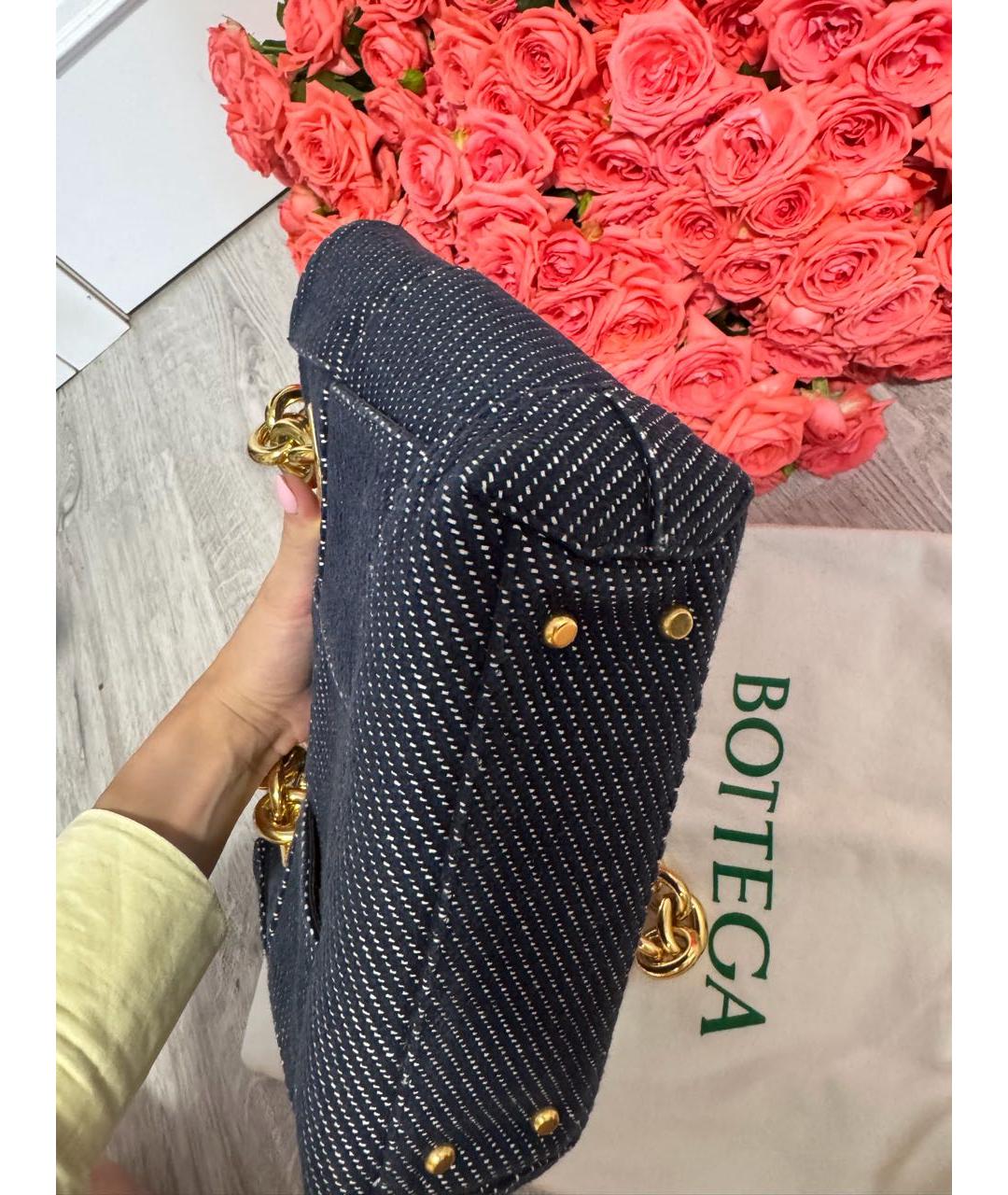 BOTTEGA VENETA Темно-синяя деним сумка с короткими ручками, фото 3