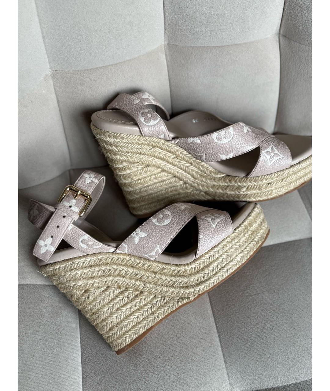 LOUIS VUITTON Бежевые кожаные босоножки, фото 5