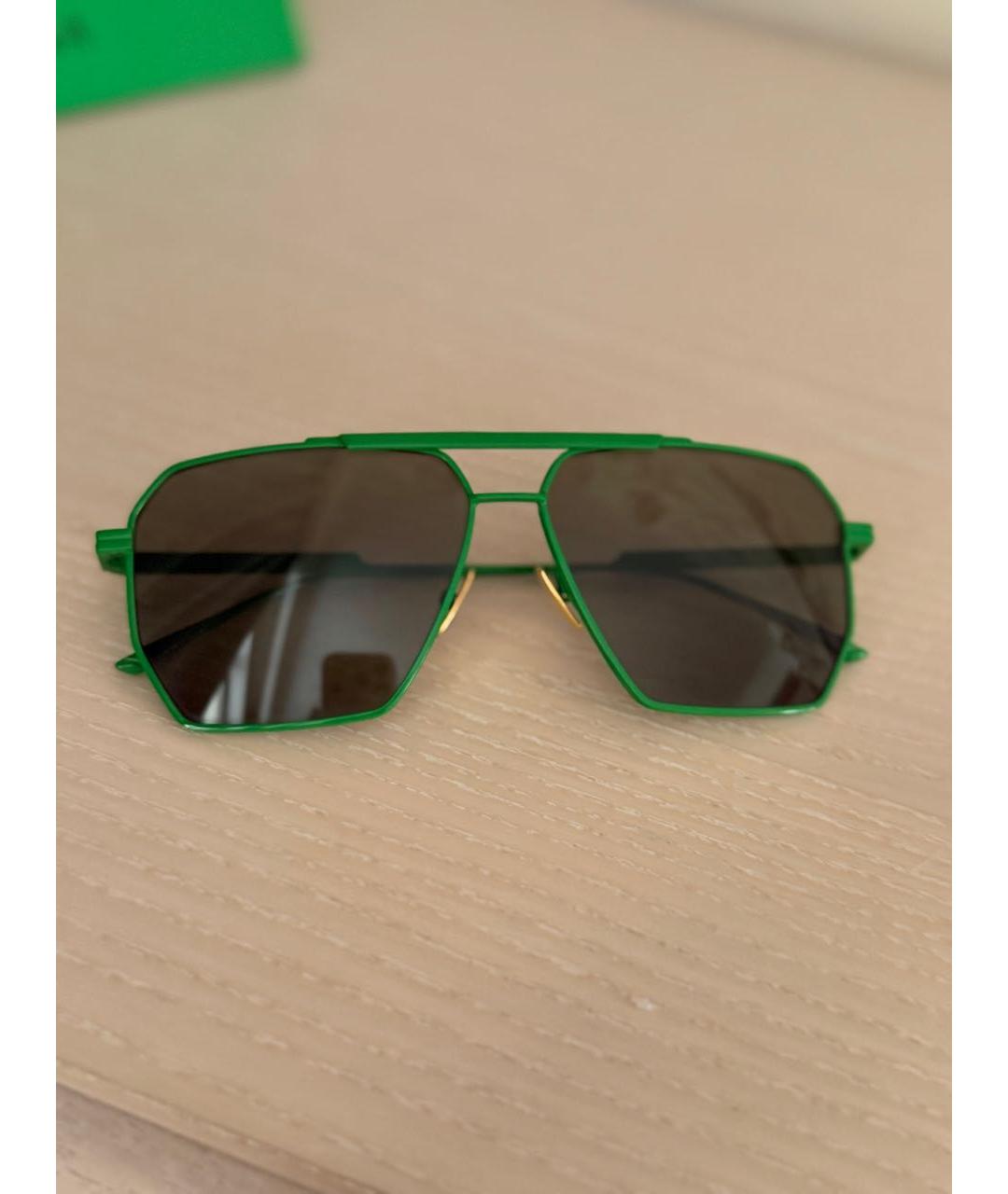 BOTTEGA VENETA Зеленые металлические солнцезащитные очки, фото 5