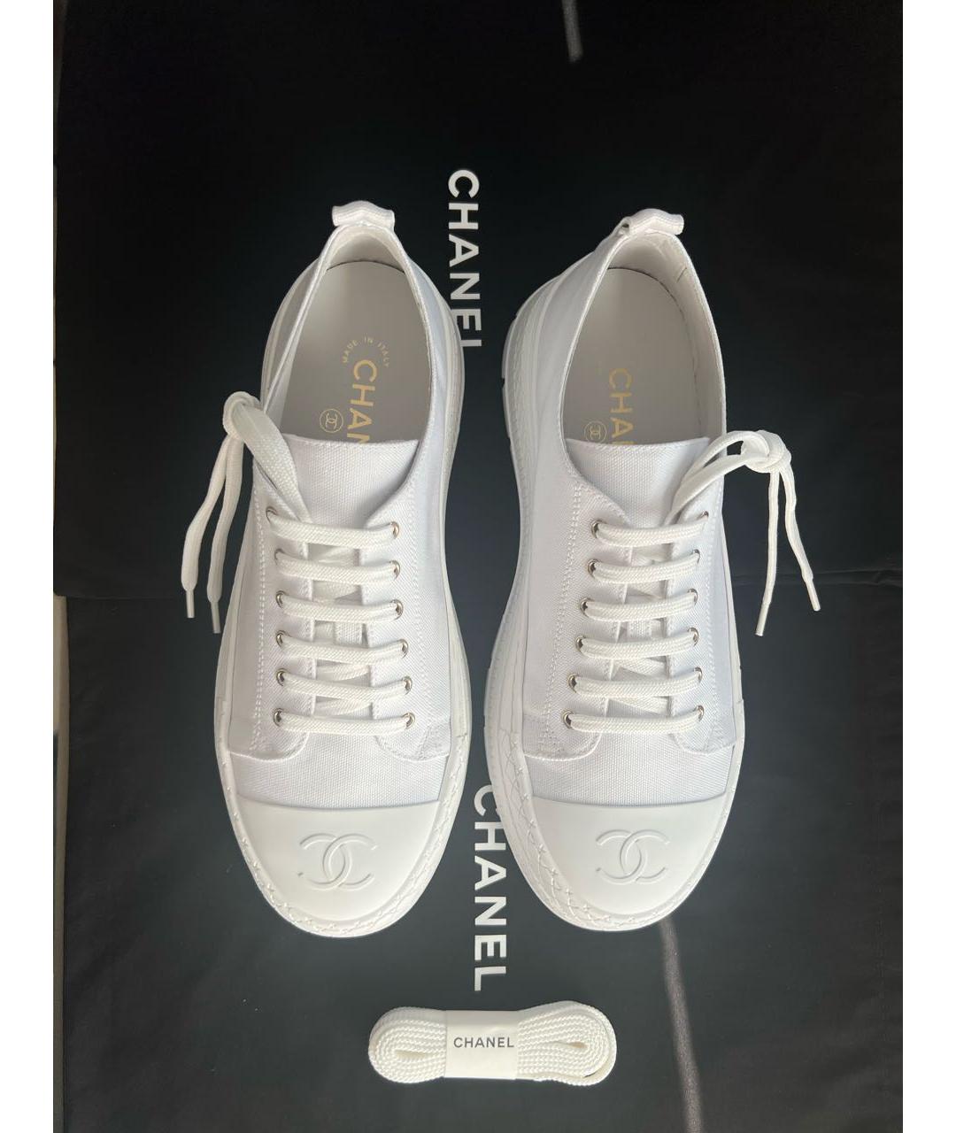 CHANEL Белые текстильные кеды, фото 2