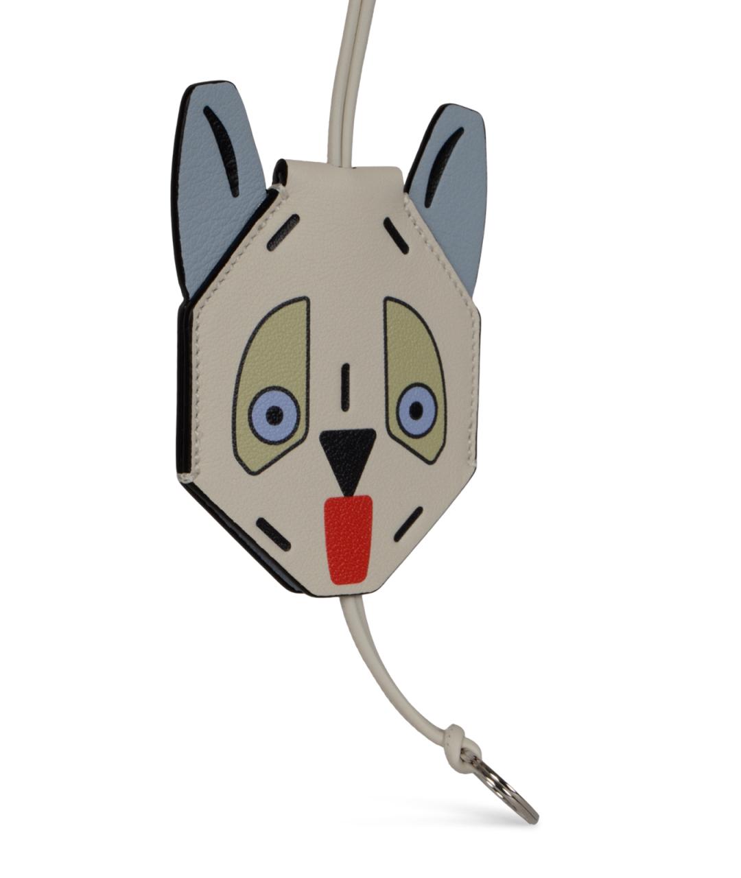 LOEWE Белый брелок, фото 3