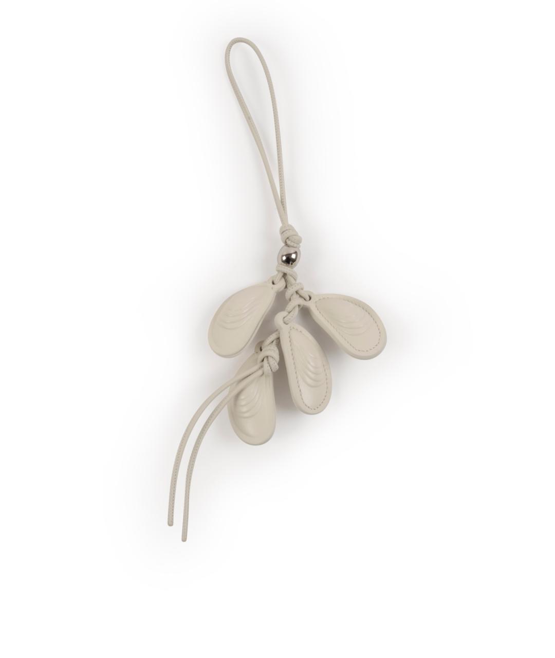 LOEWE Белый брелок, фото 2