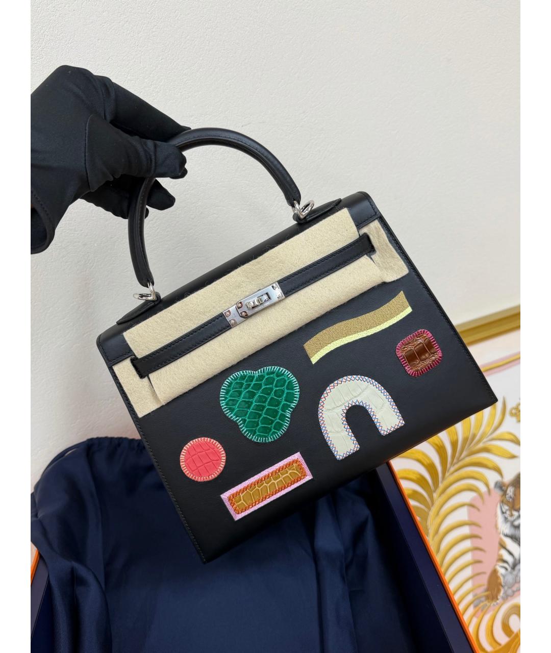 HERMES Черная кожаная сумка с короткими ручками, фото 3