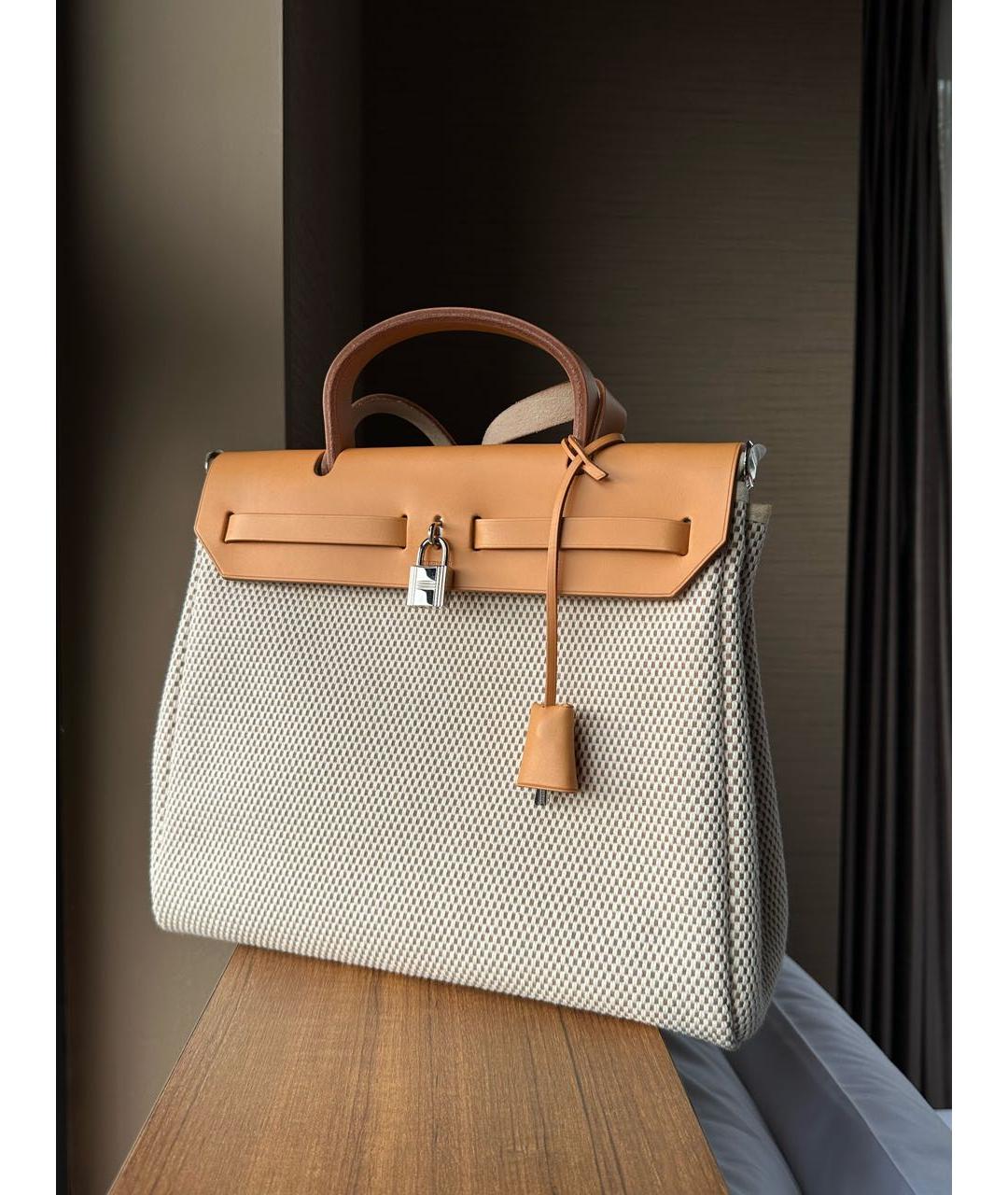 HERMES Бежевая кожаная сумка через плечо, фото 2