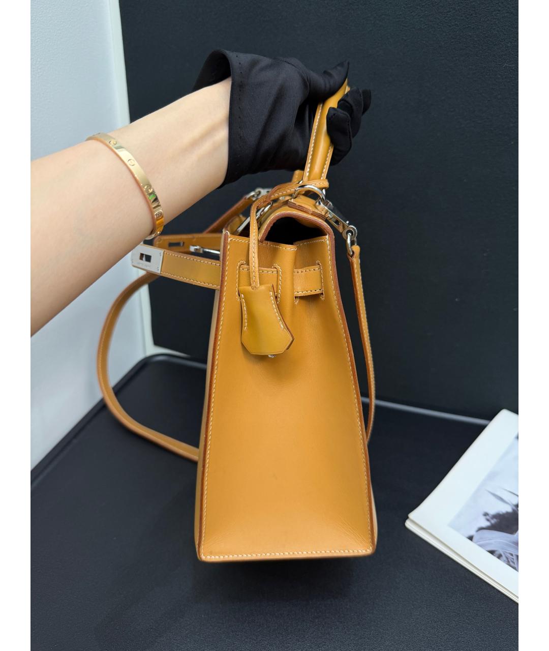 HERMES Желтая кожаная сумка с короткими ручками, фото 4