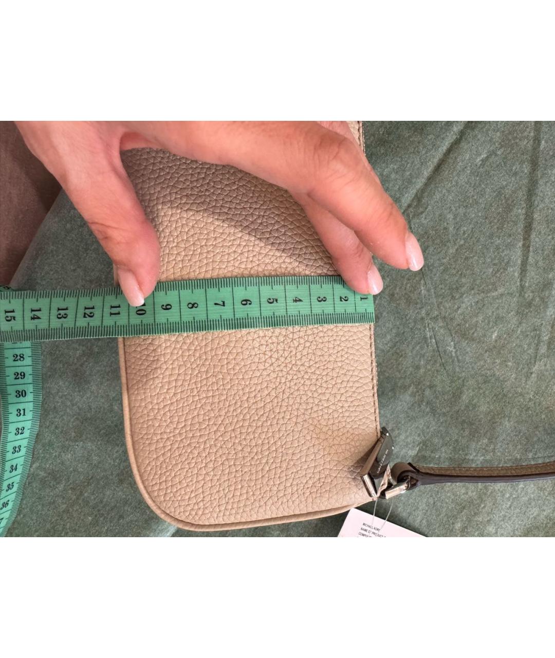 MICHAEL KORS Бежевая кожаная сумка с короткими ручками, фото 5