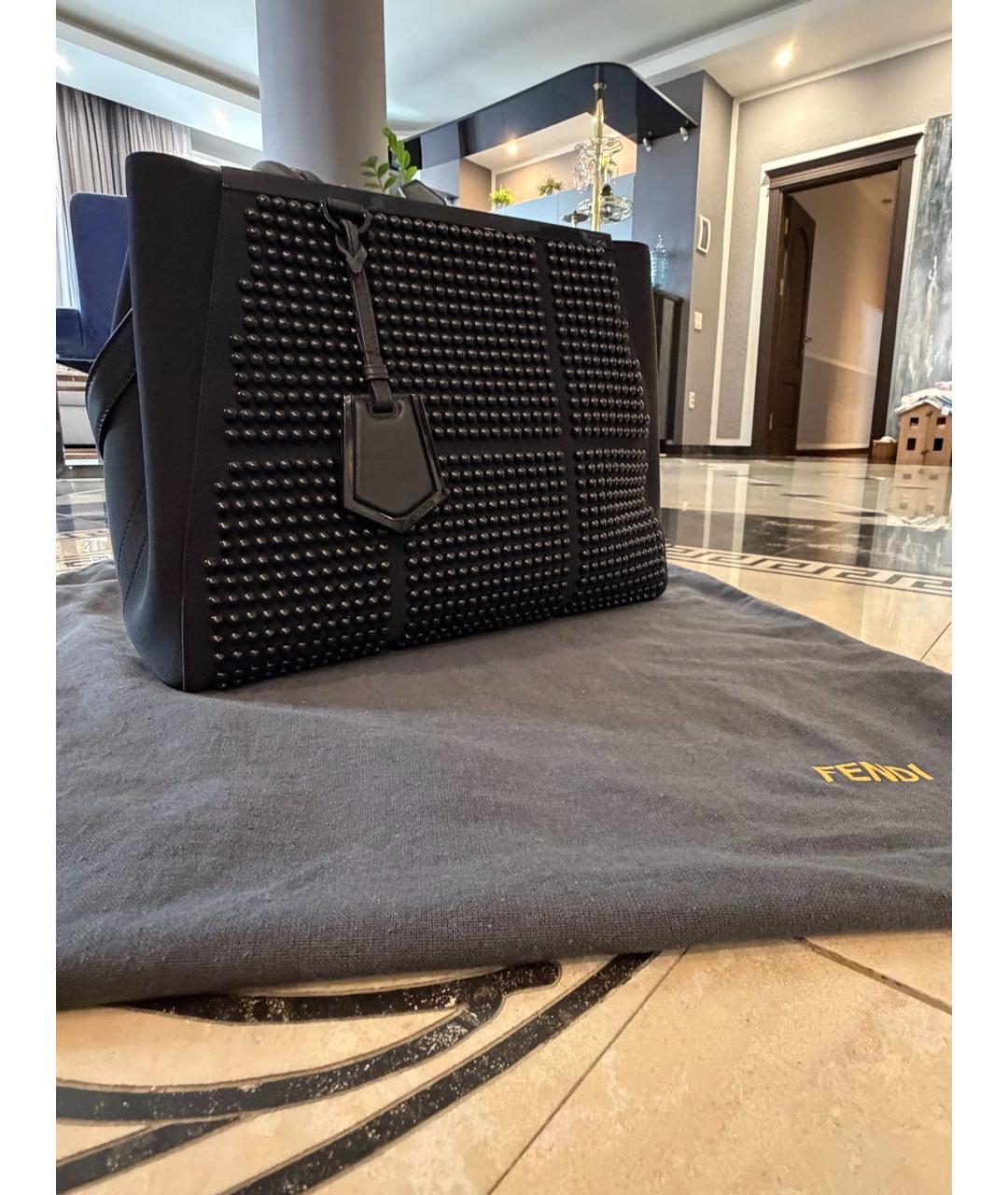 FENDI Черная тканевая сумка с короткими ручками, фото 4
