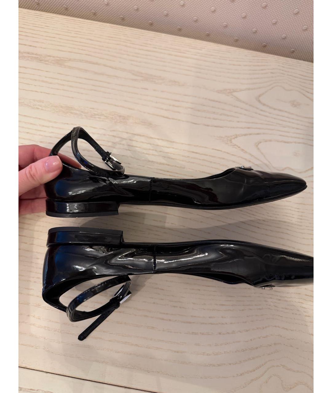 PRADA Черные балетки из лакированной кожи, фото 5