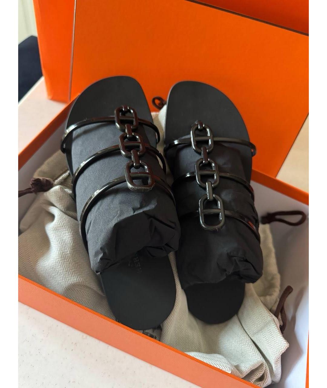 HERMES Черные резиновые шлепанцы, фото 6