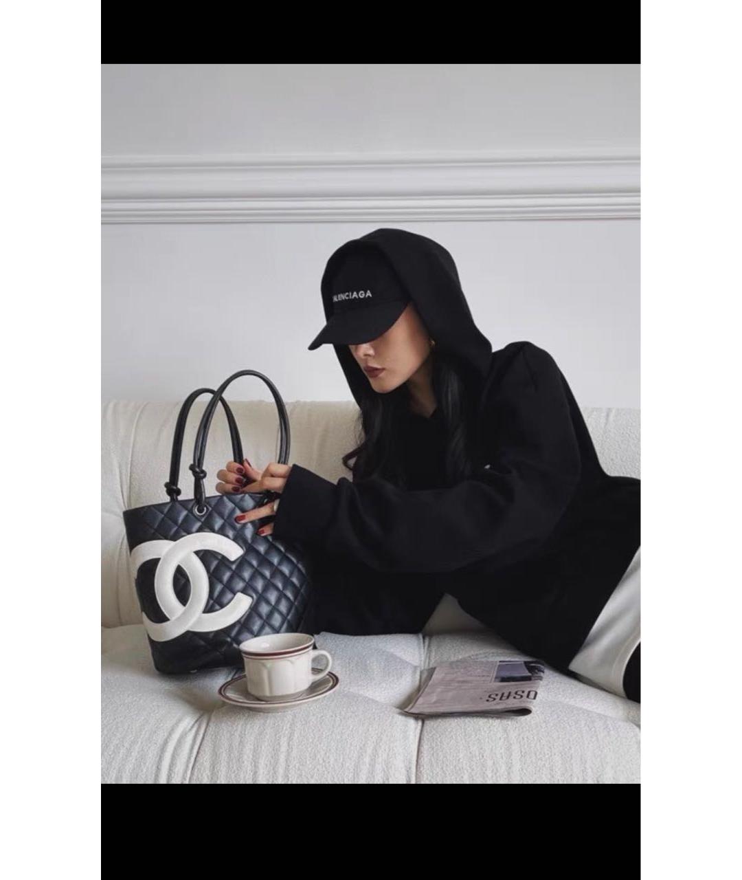 CHANEL Черная кожаная сумка тоут, фото 2