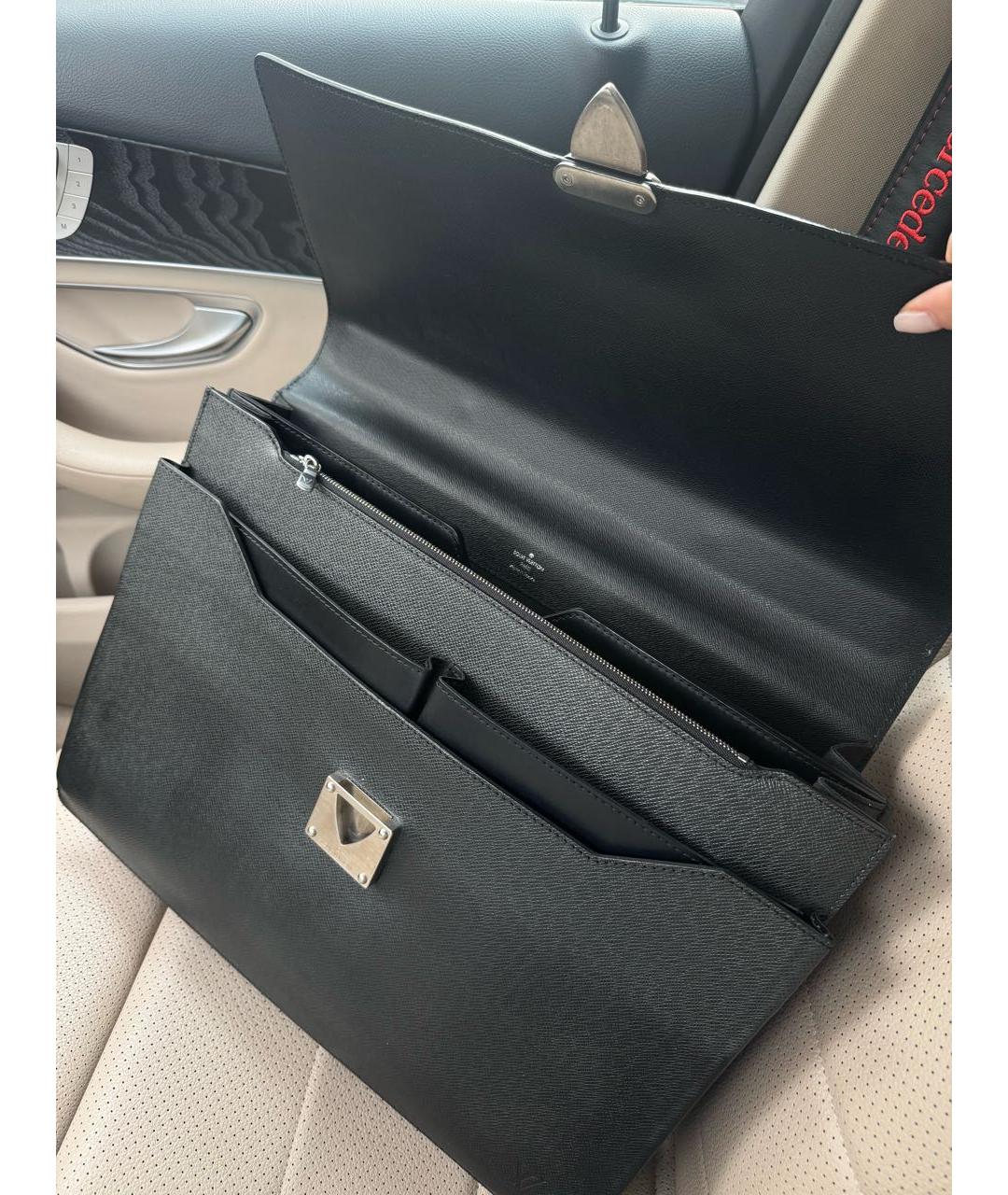 LOUIS VUITTON Черный кожаный портфель, фото 4