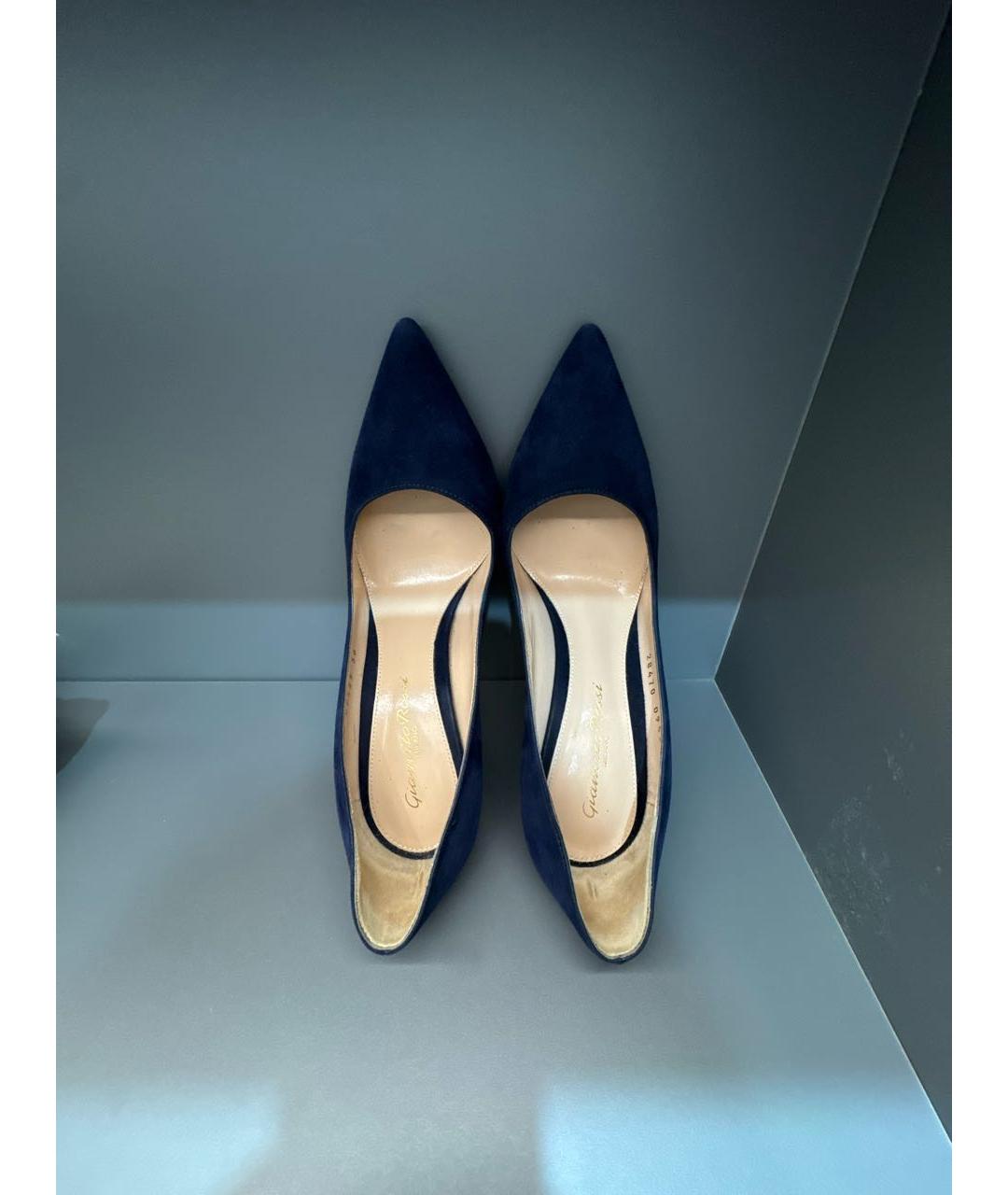 GIANVITO ROSSI Темно-синие замшевые туфли, фото 3