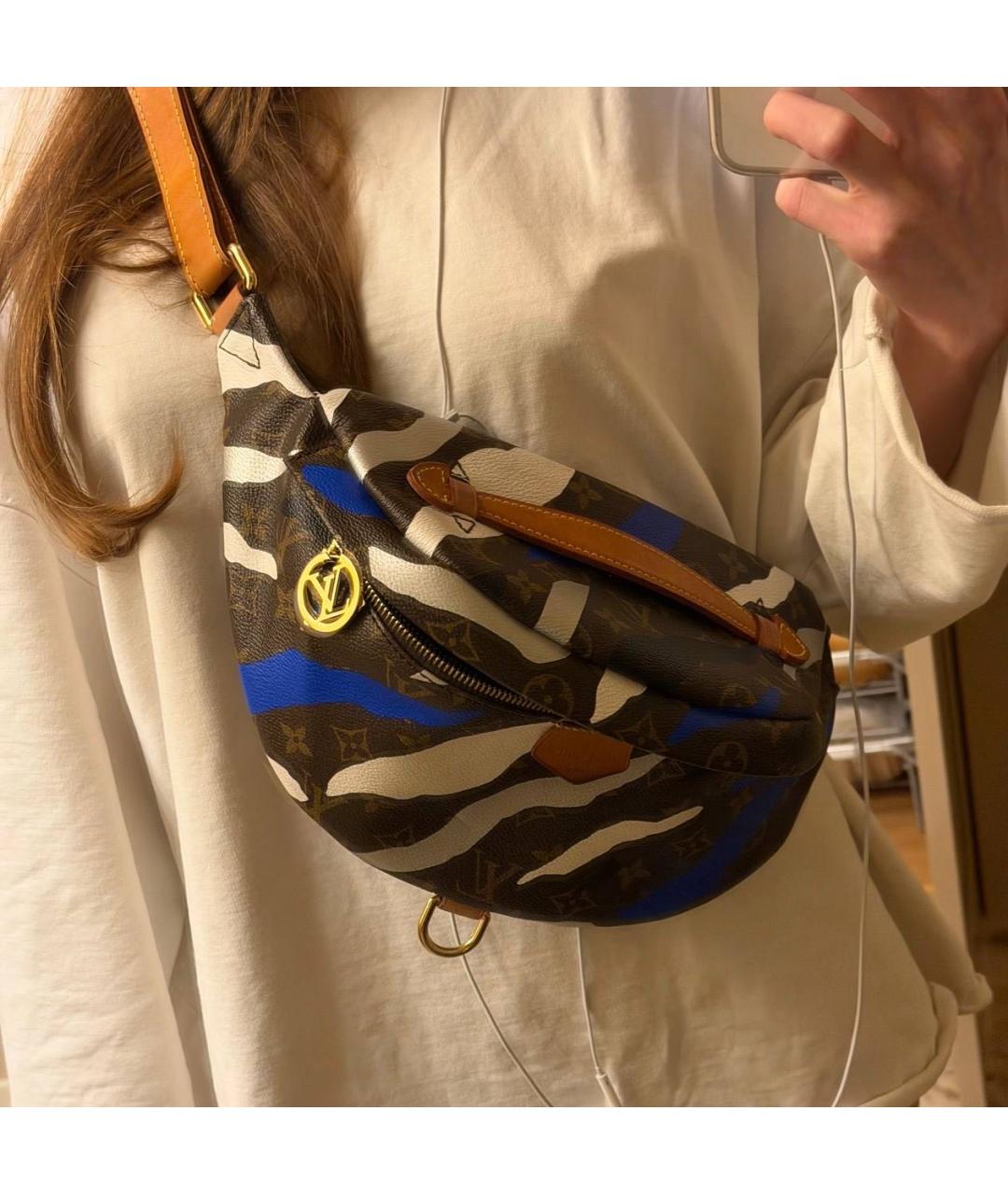 LOUIS VUITTON Коричневая поясная сумка, фото 7