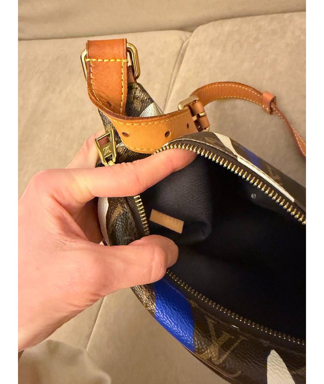 LOUIS VUITTON Коричневая поясная сумка, фото 8