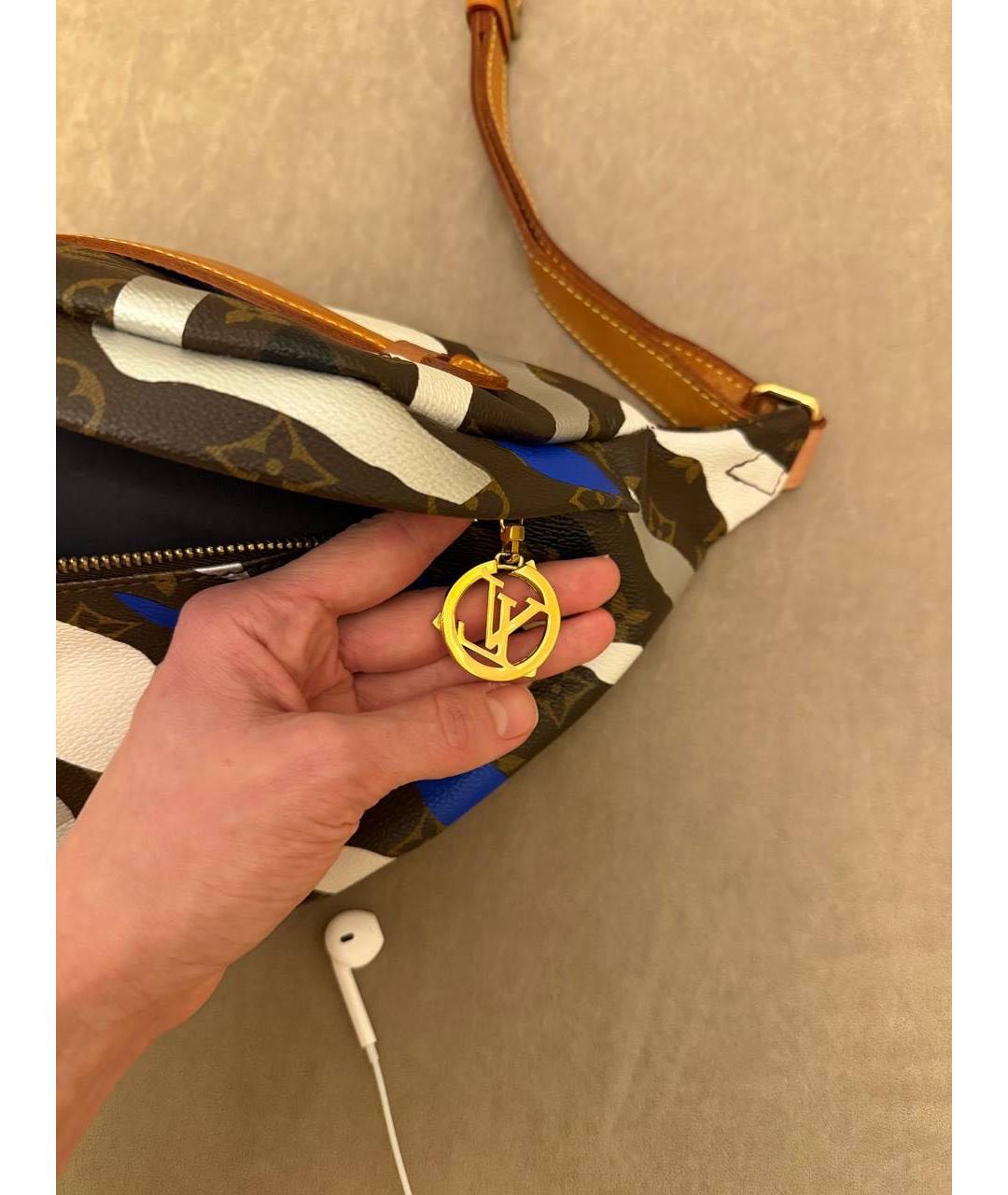 LOUIS VUITTON Коричневая поясная сумка, фото 6