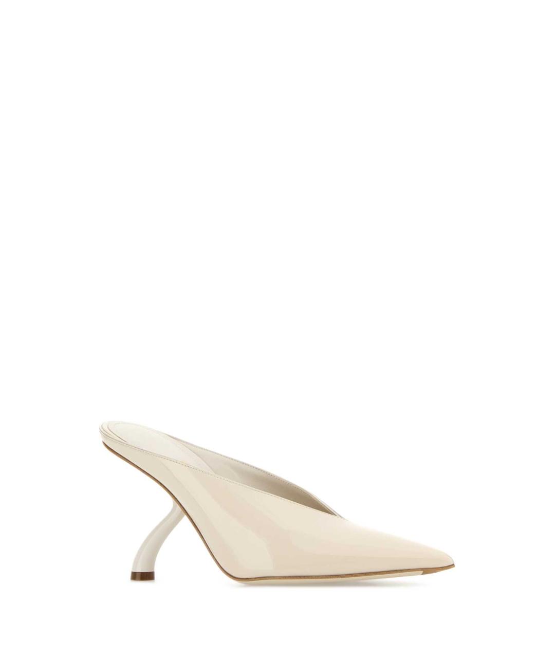 FERRAGAMO Бежевые мюли из лакированной кожи, фото 2