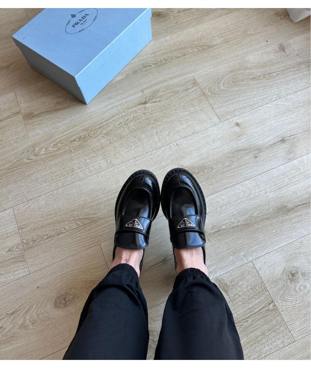 PRADA Черные кожаные лоферы, фото 3
