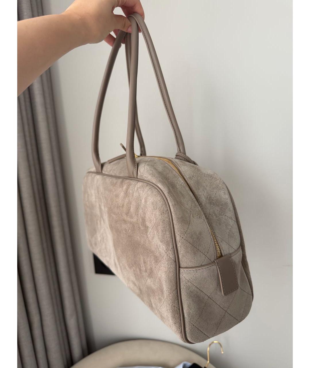 CHANEL Бежевая замшевая сумка с короткими ручками, фото 4