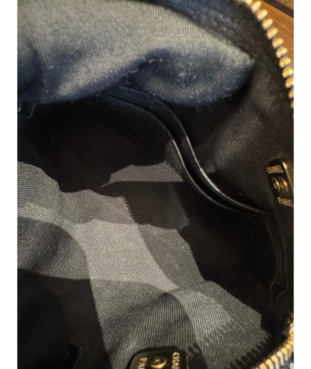 CHANEL Черная сумка с короткими ручками из лакированной кожи, фото 8