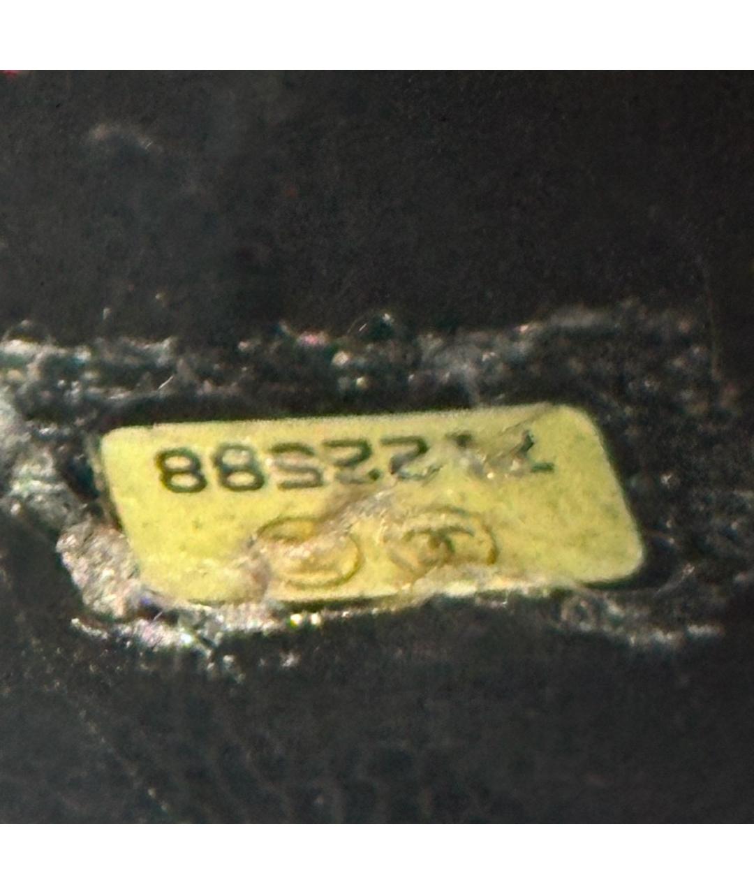 CHANEL Черная кожаная сумка с короткими ручками, фото 7