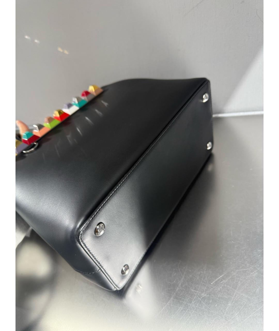 FENDI Черная кожаная сумка с короткими ручками, фото 3